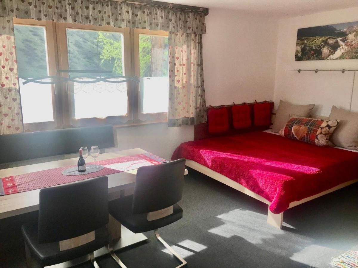Apartment Gletscherbergblick اوبرغورغل المظهر الخارجي الصورة