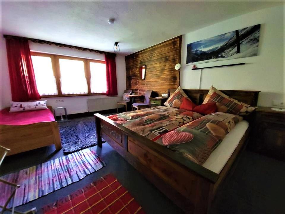 Apartment Gletscherbergblick اوبرغورغل المظهر الخارجي الصورة